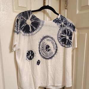 Stylish Navy and White Women's Short Sleeve Top